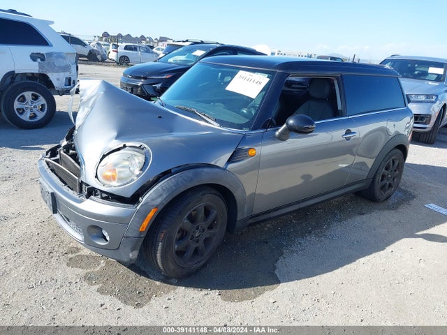 2010 MINI COOPER CLUBMAN WMWML3C53ATX37983 Photo 1