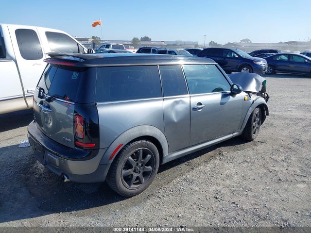 2010 MINI COOPER CLUBMAN WMWML3C53ATX37983 Photo 3