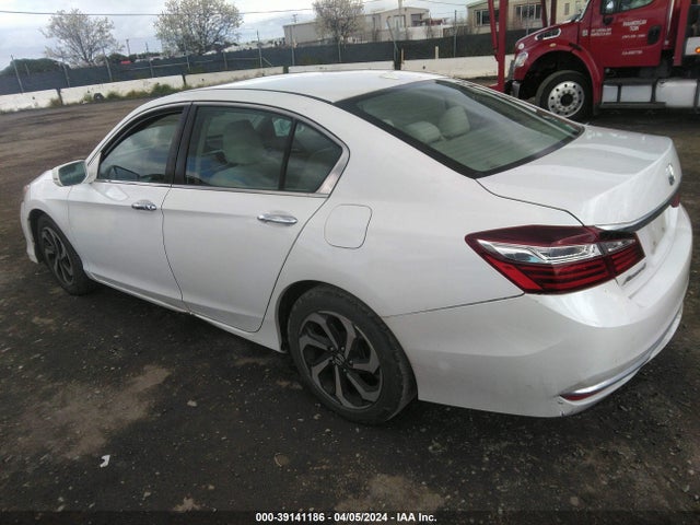Honda ACCORD EX 2016 1HGCR2F75GA172081 Image 3