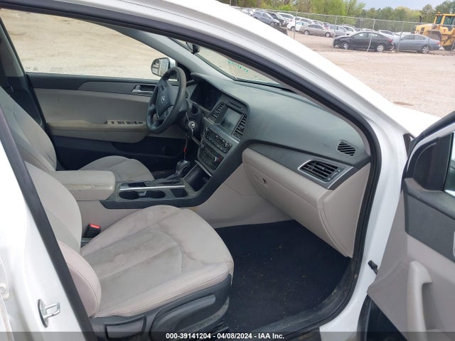 Hyundai SONATA SE 2016 5NPE24AF1GH278610 Image 5