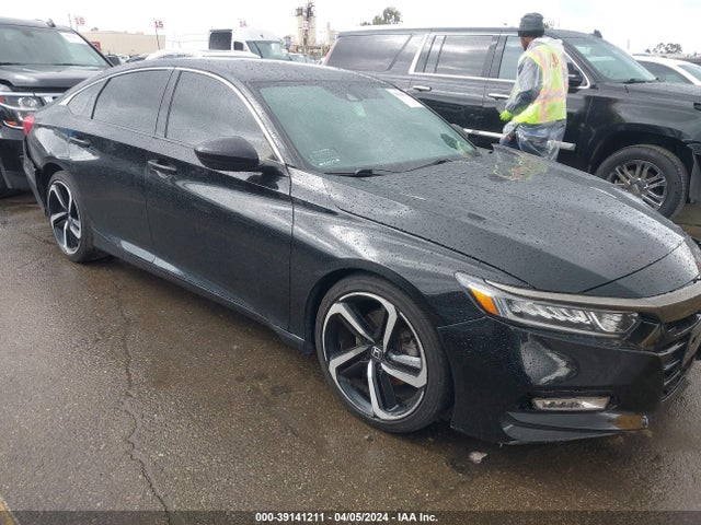 2019 1HGCV1F31KA160618 main image