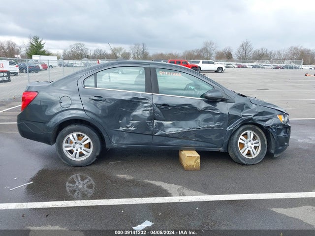 Chevrolet Sonic Lt Auto 2015 1G1JC5SG2F4170129 Image 14