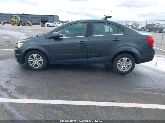 Chevrolet Sonic Lt Auto 2015 1G1JC5SG2F4170129 Image 15