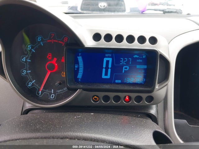 Chevrolet Sonic Lt Auto 2015 1G1JC5SG2F4170129 Image 7