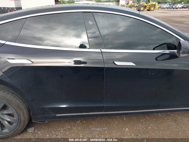 Tesla Model S 100d/75d/p100d 2018 5YJSA1E23JF286158 Image 13