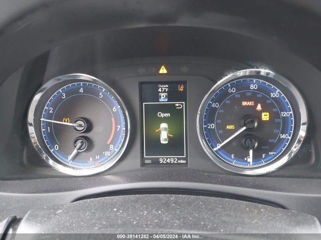 Toyota COROLLA SE 2017 5YFBURHE6HP707932 Image 7