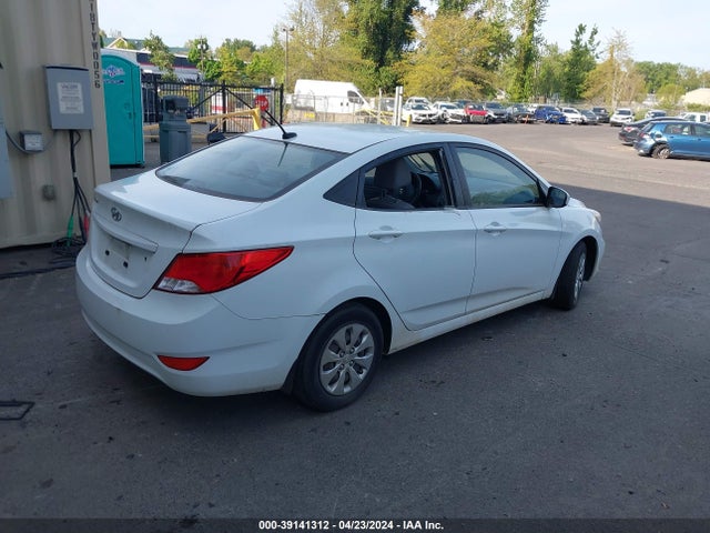 Hyundai ACCENT SE 2016 KMHCT4AE3GU075733 Image 4