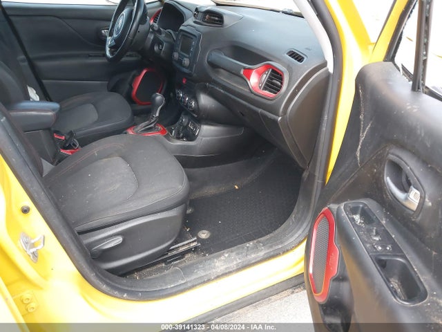 ZACCJBCBXHPE56614 Jeep Renegade Trailhawk 4x4