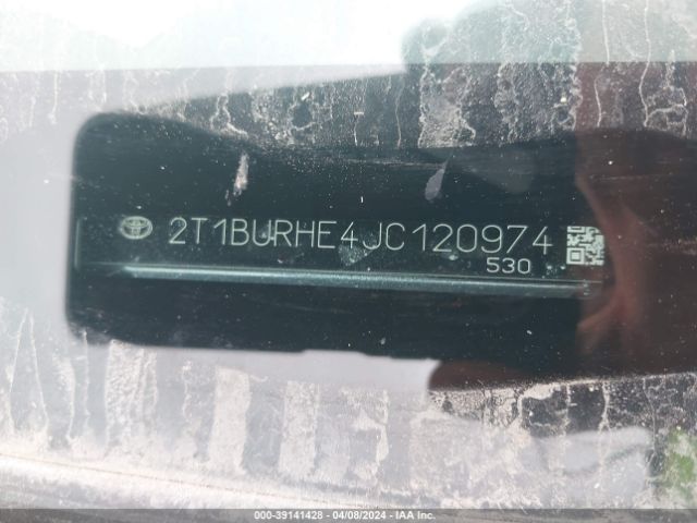 2T1BURHE4JC120974 Toyota COROLLA LE