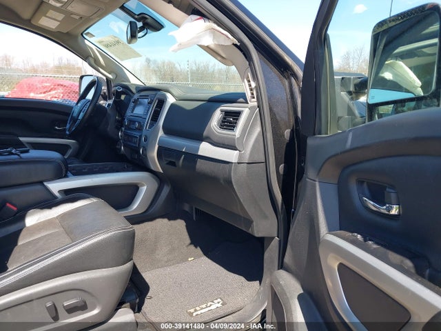 Nissan Titan Pro-4x 2019 1N6AA1E5XKN515232 Image 5