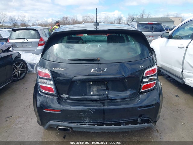 Chevrolet Sonic Lt Auto 2018 1G1JD6SH0J4107650 Image 16
