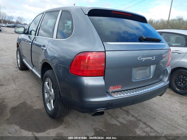 2004 PORSCHE CAYENNE WP1AB29P04LA64374 Photo 2