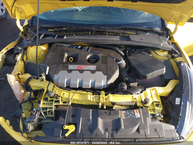Ford FOCUS ST 2017 1FADP3L92HL218966 Image 10