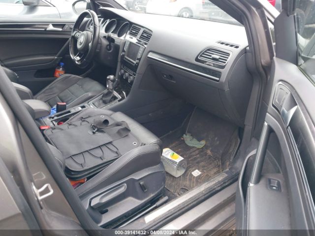 WVWUF7AU8GW028842 Volkswagen Golf R 4-door