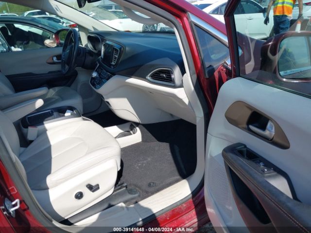 2C4RC1EG8JR108500 Chrysler Pacifica Touring L Plus