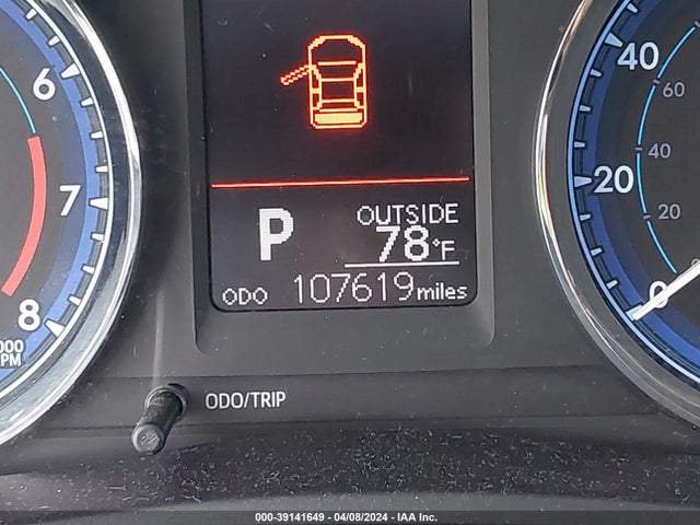 Toyota Corolla Le Eco 2017 5YFBPRHE7HP677489 Image 16