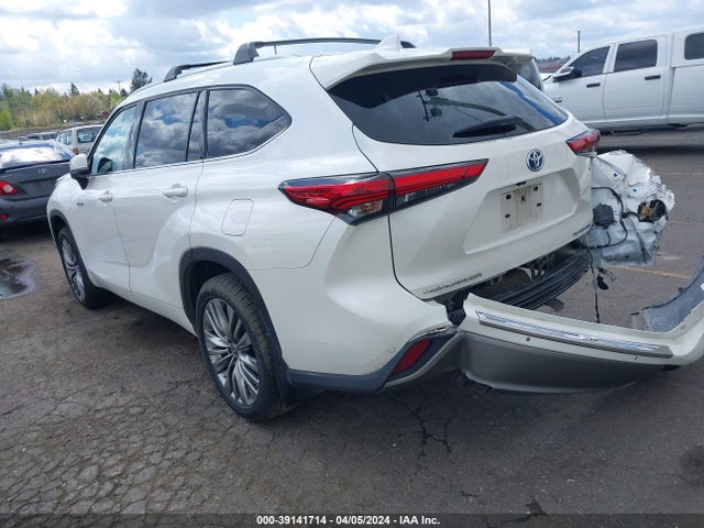 Toyota Highlander Hybrid Platinum 2020 5TDEBRCH2LS011993 Image 3