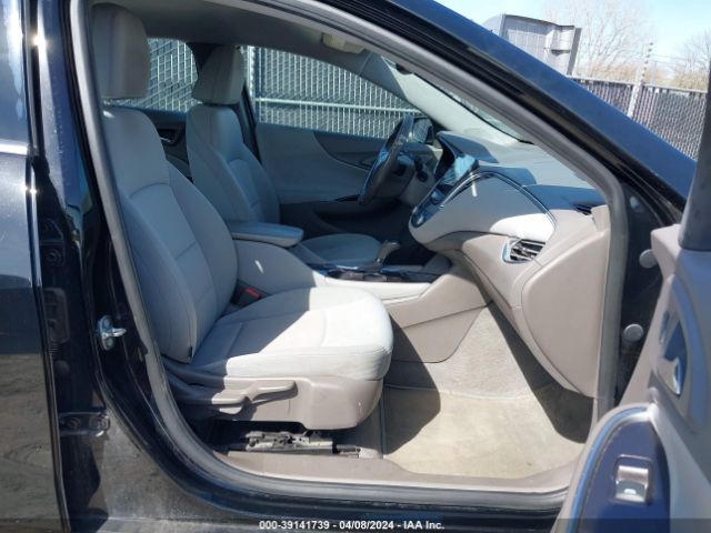 1G1ZF5SX0GF357272 Chevrolet MALIBU 2LT