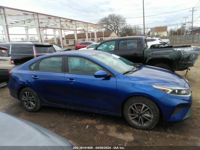 3KPF24AD6NE499933 KIA Forte Lxs