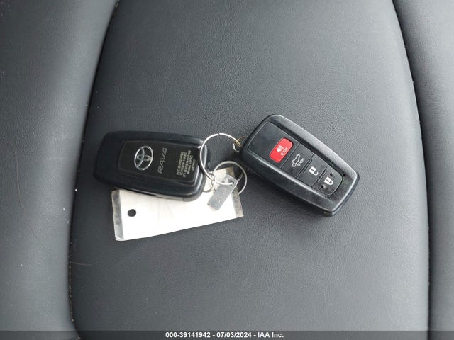 Toyota Rav4 Xle Premium 2021 2T3C1RFV7MC138512 Image 11