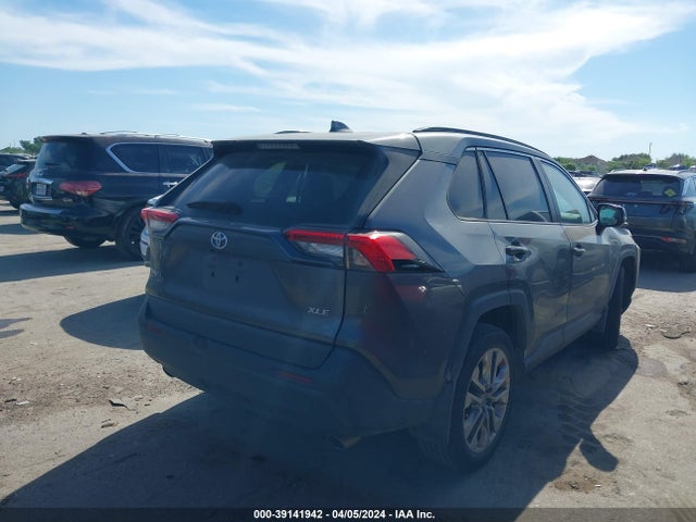 Toyota Rav4 Xle Premium 2021 2T3C1RFV7MC138512 Image 4