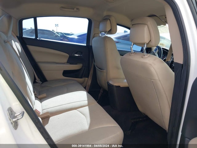 1C3CCBBB5EN136878 Chrysler 200 Touring