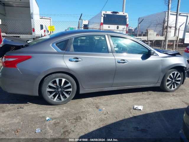 1N4AL3AP8JC212143 Nissan Altima 2.5 Sv