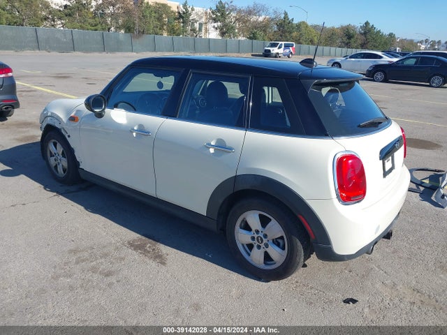 2017 MINI HARDTOP WMWXU1C50H2E18364 Photo 2