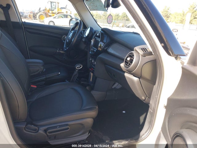 2017 MINI HARDTOP WMWXU1C50H2E18364 Photo 4