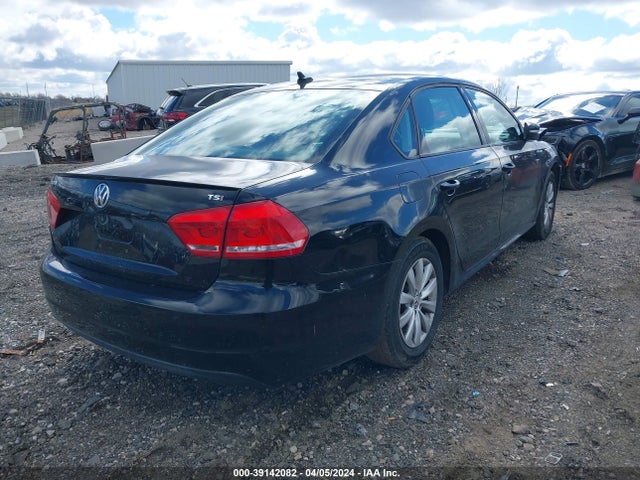 1VWAS7A30EC068656 Volkswagen Passat 1.8t Wolfsburg Edition