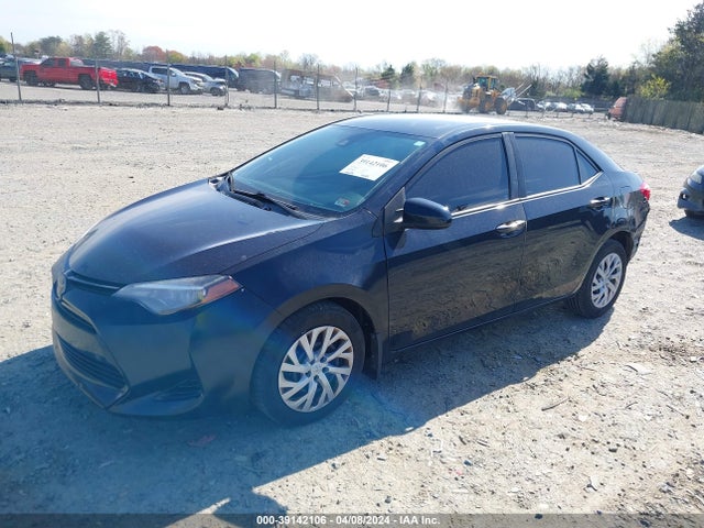 Toyota COROLLA LE 2017 2T1BURHE5HC879319 Image 2