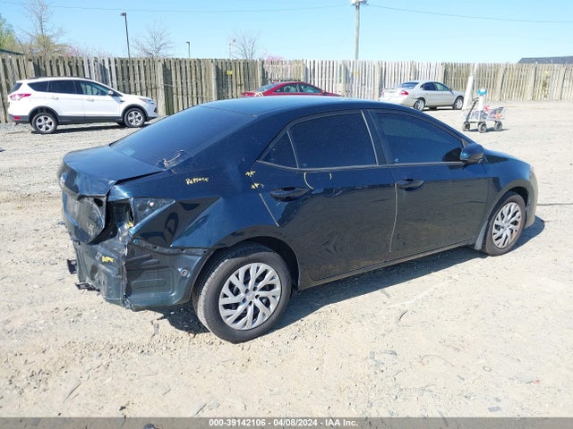 Toyota COROLLA LE 2017 2T1BURHE5HC879319 Image 4