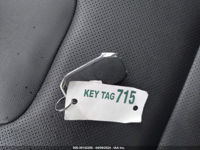 KNDCE3LC6M5463002 KIA Niro Ex Premium