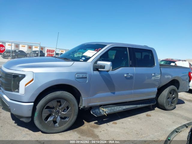 1FT6W1EV2NWG03443 Ford F-150 Lightning Lariat