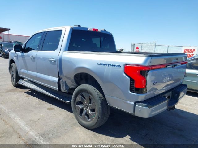 1FT6W1EV2NWG03443 Ford F-150 Lightning Lariat