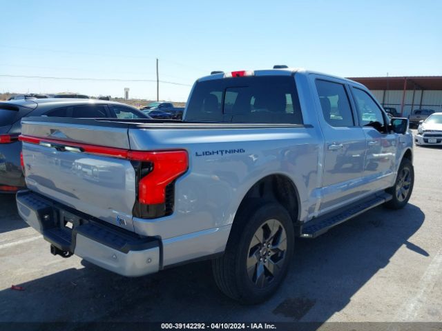 1FT6W1EV2NWG03443 Ford F-150 Lightning Lariat