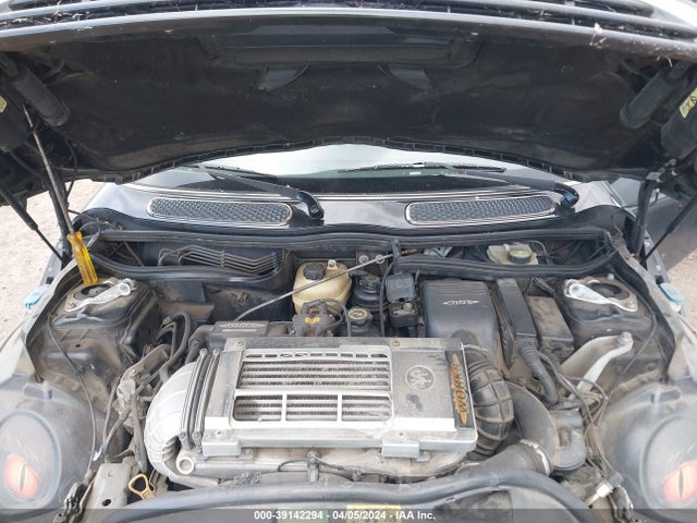 2005 MINI COOPER S WMWRE33565TL14580 Photo 9