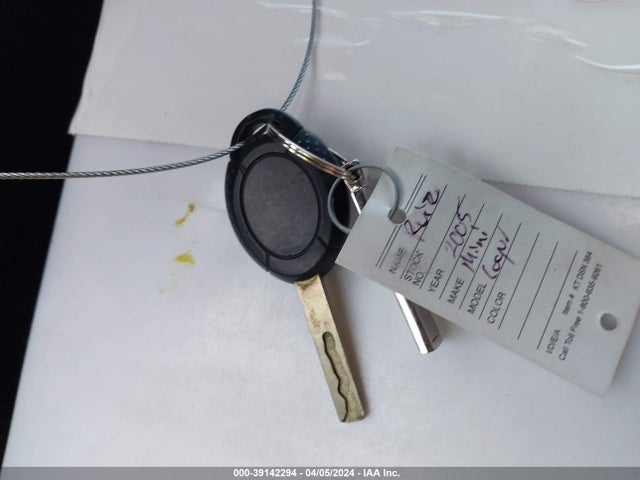 2005 MINI COOPER S WMWRE33565TL14580 Photo 10