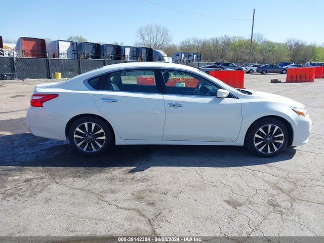 Nissan Altima 2.5 S 2017 1N4AL3AP3HC208527 Image 13