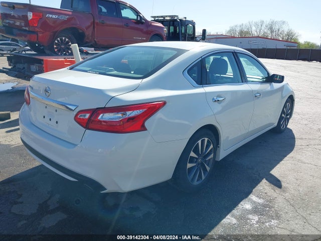 Nissan Altima 2.5 S 2017 1N4AL3AP3HC208527 Image 4