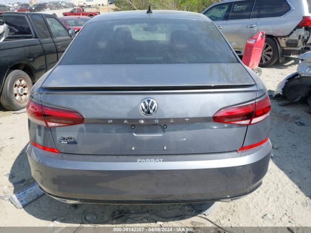 1VWMA7A32MC005945 Volkswagen Passat 2.0t R-line