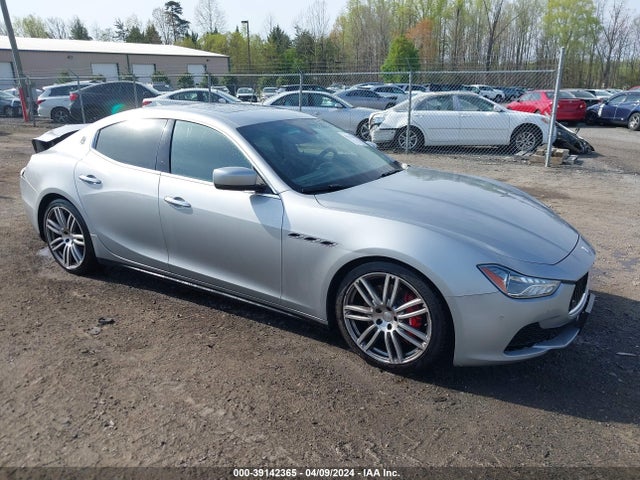 Maserati Ghibli S Q4 2015 ZAM57RTA0F1145211 main image