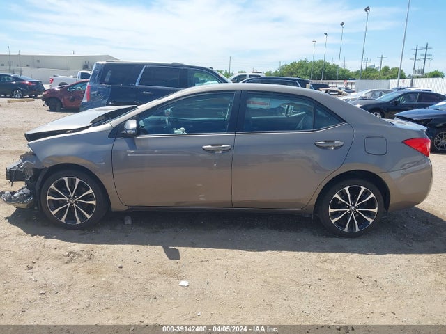 Toyota COROLLA SE 2017 5YFBURHE7HP582407 Image 13