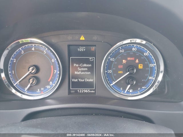 Toyota COROLLA SE 2017 5YFBURHE7HP582407 Image 7