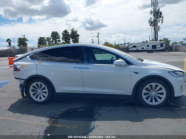 5YJXCAE25JF142658 Tesla Model X 100d/75d/p100d
