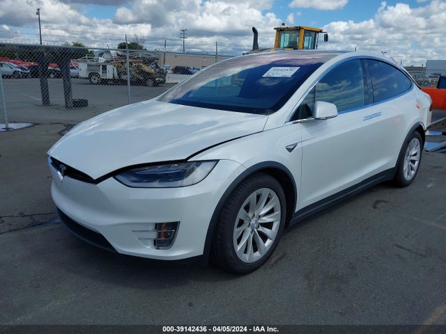 5YJXCAE25JF142658 Tesla Model X 100d/75d/p100d
