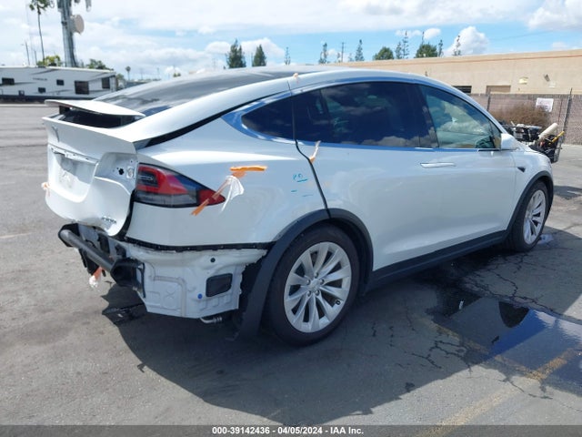 5YJXCAE25JF142658 Tesla Model X 100d/75d/p100d