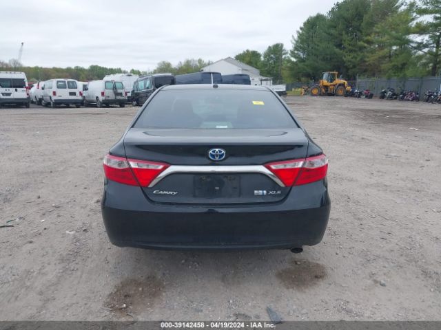 4T1BD1FK6HU211165 Toyota Camry Hybrid Xle