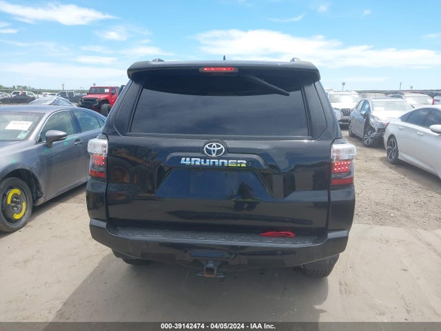 Toyota 4RUNNER SR5 2019 JTEZU5JR2K5203494 Image 16