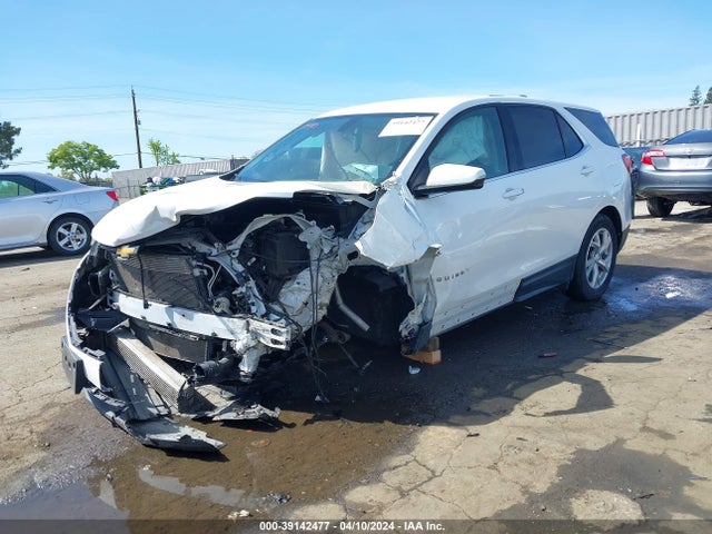 Chevrolet EQUINOX LT 2018 2GNAXTEX2J6223762 Image 2
